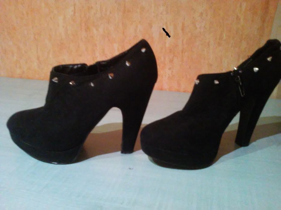 buty botki na platformie roz. 38 i 39