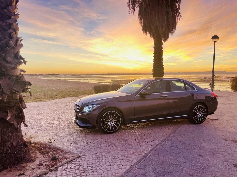 Mercedes Benz - C200d AMG