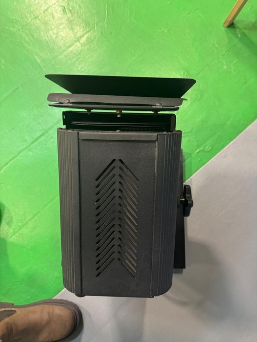 2 Projetores SCENA 650/1000