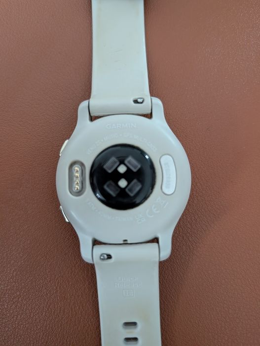 Zegarek Garmin Venu 2s beż