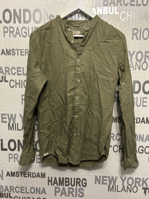 Koszula w kolorze oliwkowym