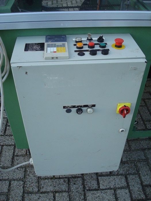 Impak imola клеїлка лінія виробнича поклейка ящика лоток овочевий