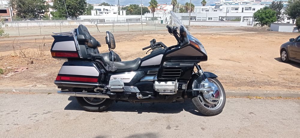Honda Goldwing GL 1500 SE (1999), 50th Anniversary Edition.
