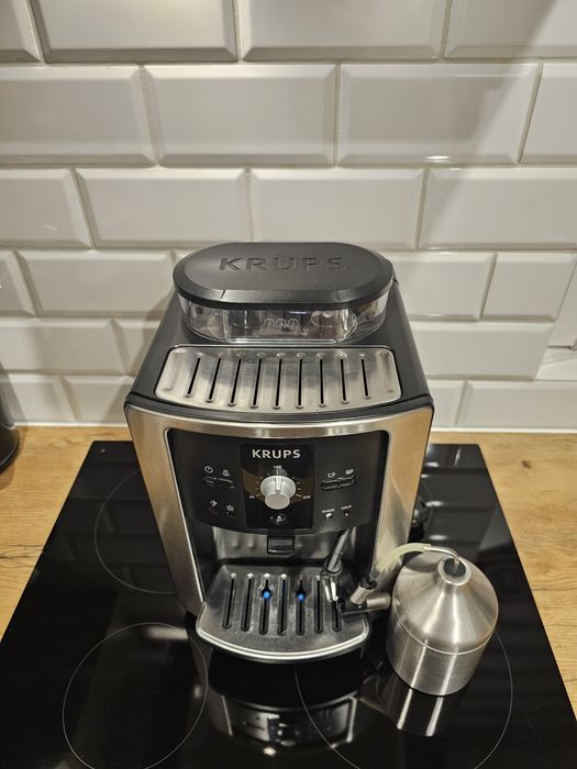 Ekspres ciśnieniowy KRUPS EA 8010