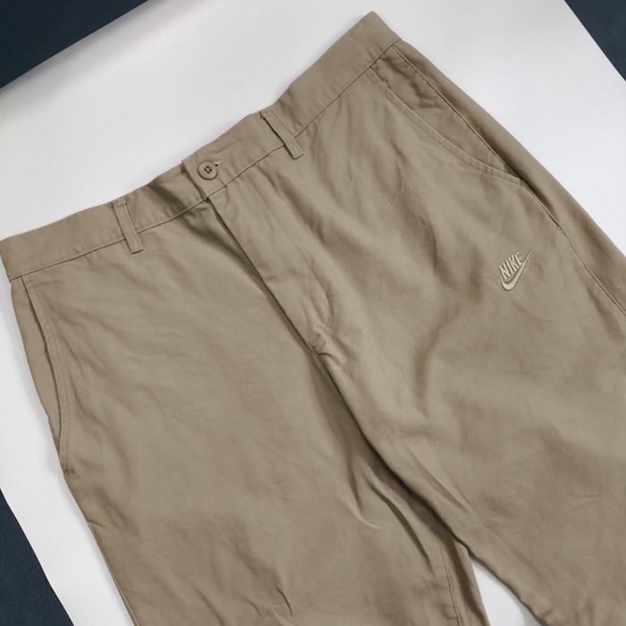 Штани Nike Club Chino Pants