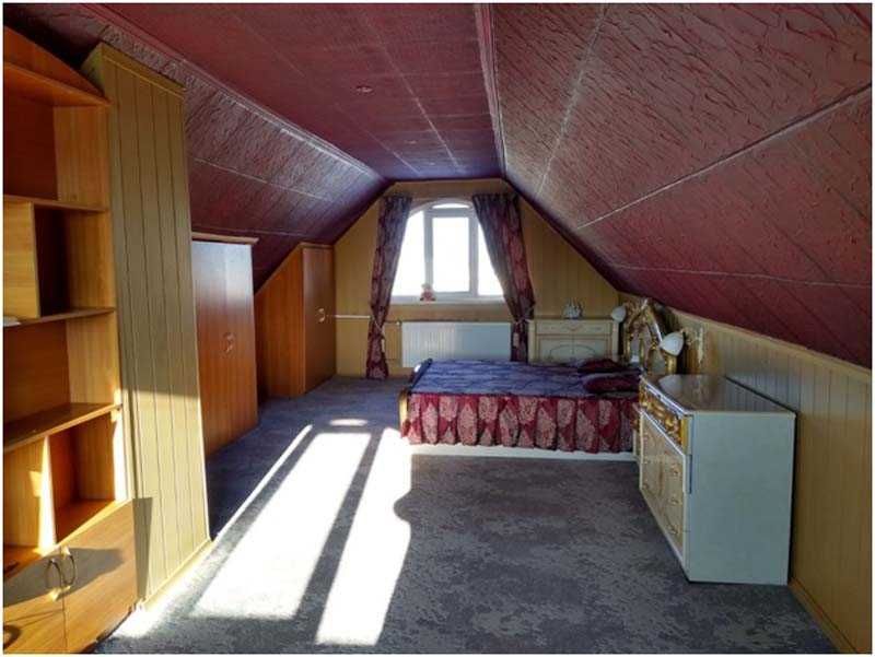 Продам будинок з ремонтом в Івано-Франківську по вул. Січинського.