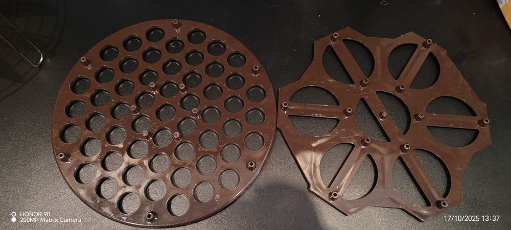 Zestaw foremek do pierogów i uszek