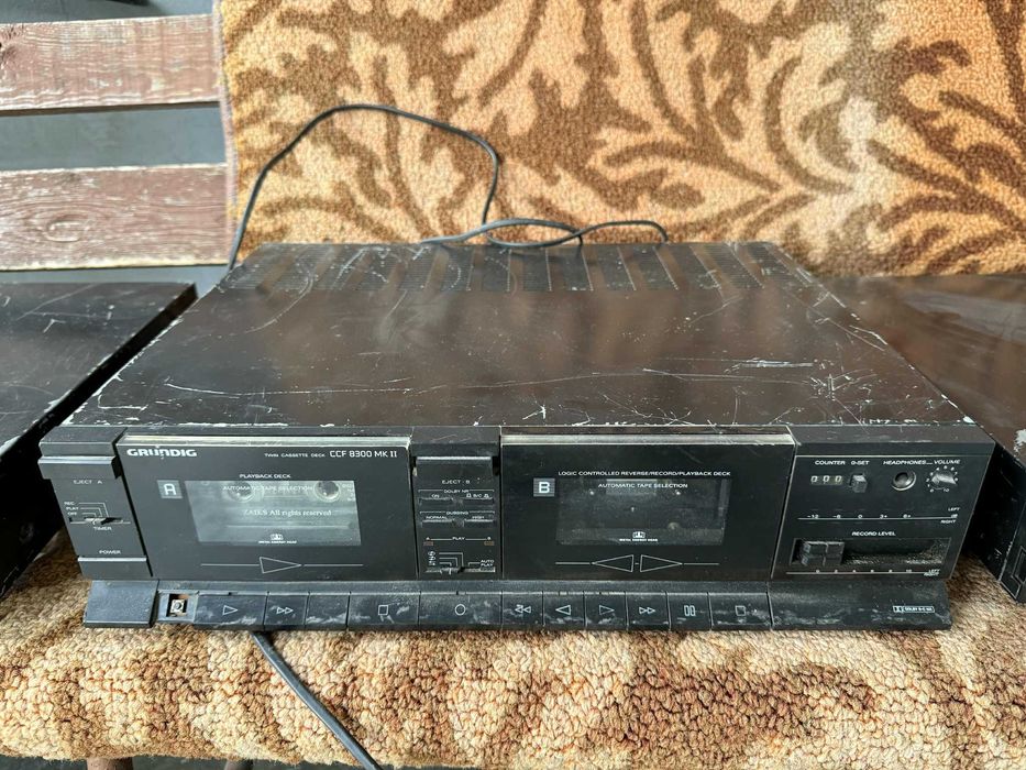 Grundig - Tuner T8300, Odtwarzacz CD303, Deck kasetowy CCF8300 MKII