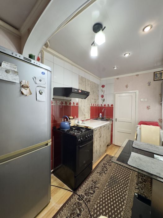 Дом с ремонтом, р-н Большой Таврии