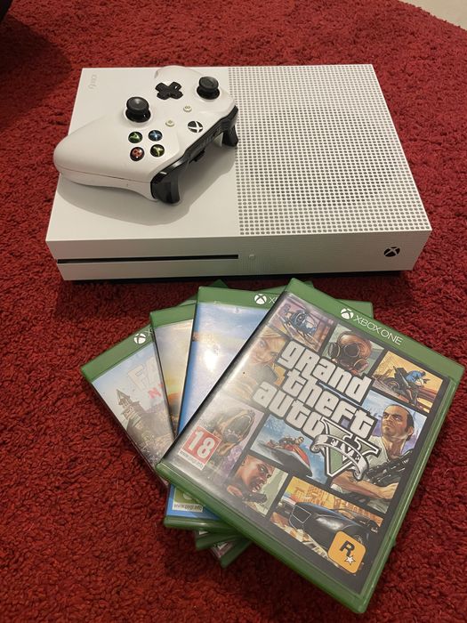 XBOX ONE S 500GB com vários Jogos