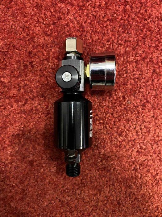 Фільтр для очищення повітря з редуктором для фарбопульта (манометр)