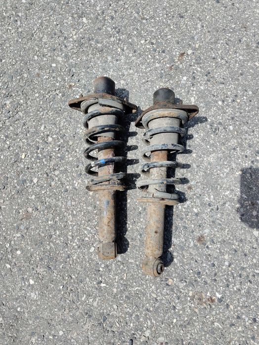 Amortyzatory Passat B5 FL 4Motion