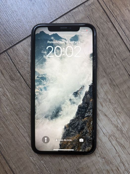 Iphone 11  64 GB