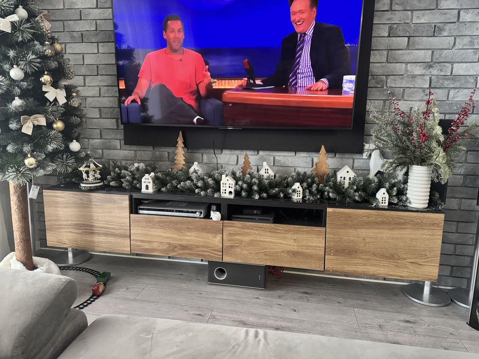 Sprzedam szafke rtv pod tv IKEA