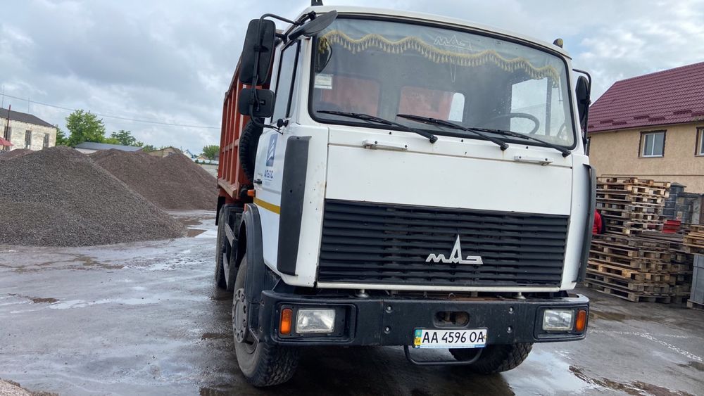 Маз самосвал 551605-271