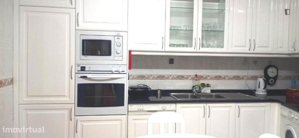 Casa com 3 quartos - localizado em Braganca