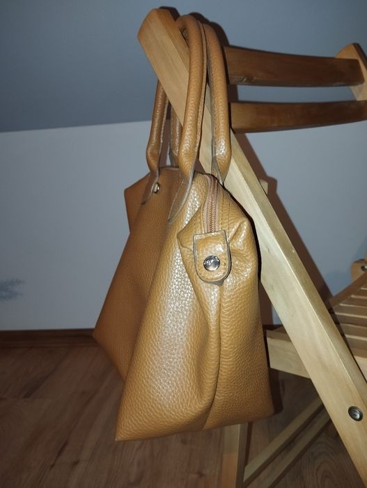 Karmelowa torebka w bardzo dobrym stanie