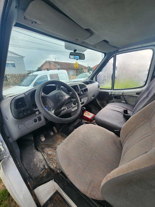 Carrinha caixa aberta 7 lugares