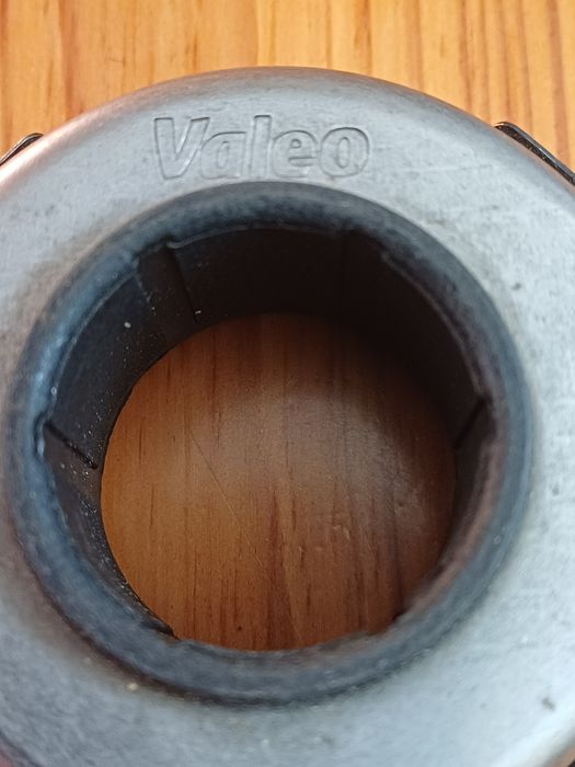 Підшипник вижимний для ВАЗ 2108 Valeo (нового зразка)