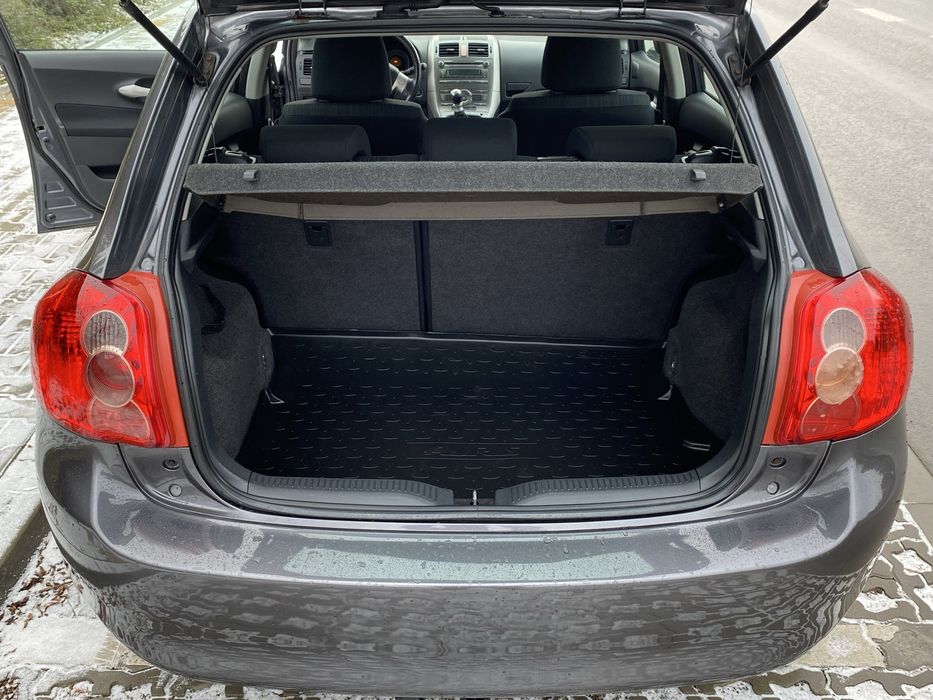 Toyota Auris 2007r 2.0 D4D diesel 124km 4.5/5l on z Niemiec opłacona