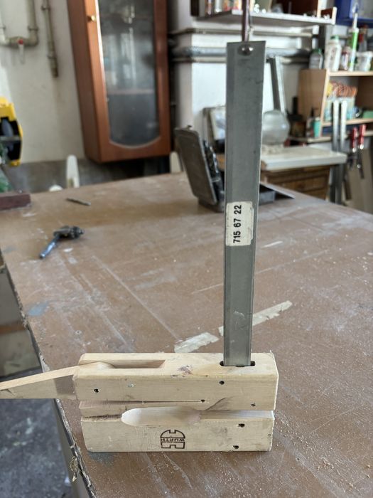 Scisk stolarski drewniany