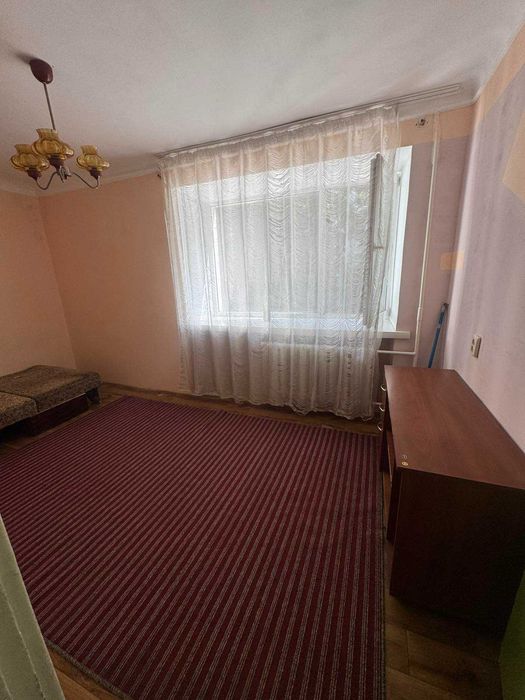 45619 Продаж 3к квартири на Зарычанськый , простий стан