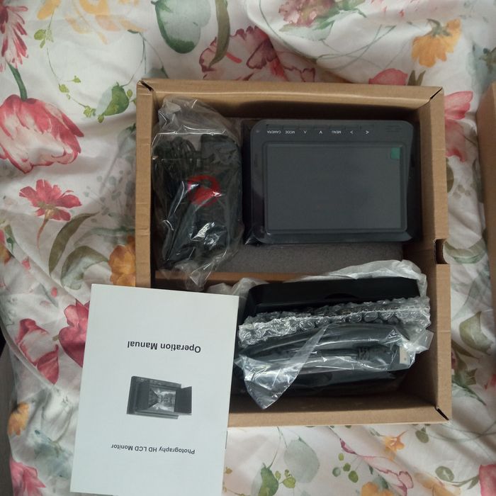 Monitor podgladowy Genesis vm-6 LCD 5" stan idealny