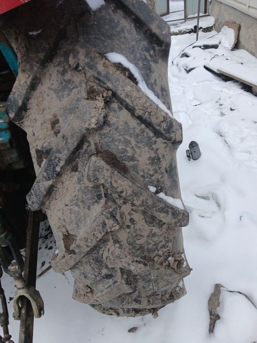 Продам трактор Юмз