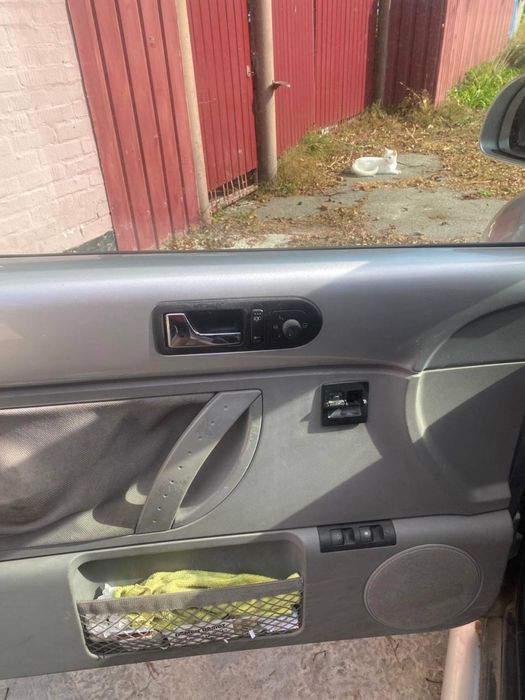 Продам авто Volkswagen beetli