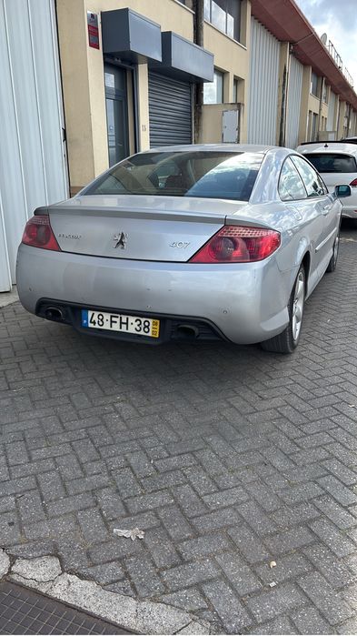 Peugeot 407 coupe