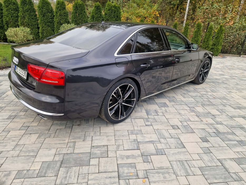 Audi A8D4 4.2 TDI 350 KM