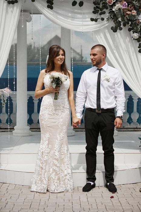 Свадебное платье