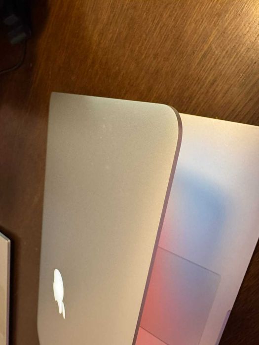 MacBook Pro 15" Retina (Mid 2014) — в идеальном состоянии, 16GB RAM