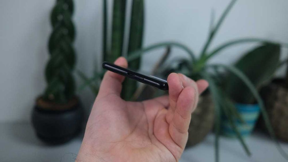 Pixel 3 XL 4/128 GB Black Neverlock нова акб гарний стан