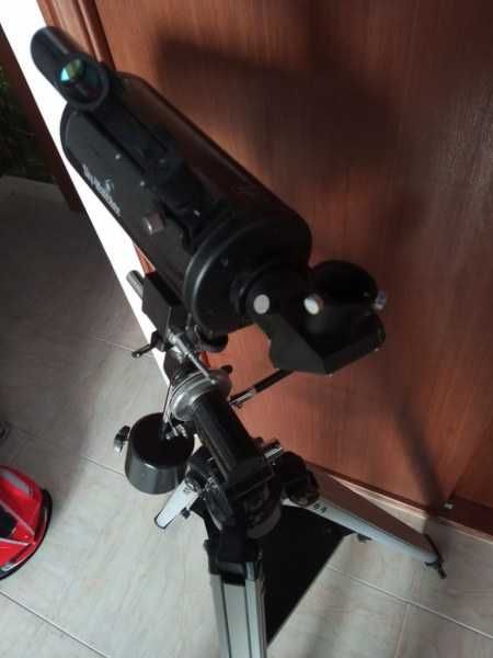 Telescópio Sky-Watcher modelo MAK90 EQ1