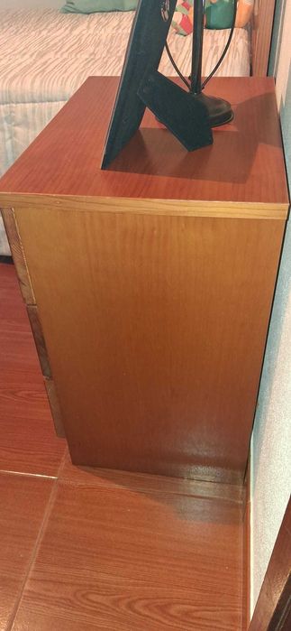 Conjunto Quarto Solteiro: Cama + Mesa Cabeceira + Secretária Estante