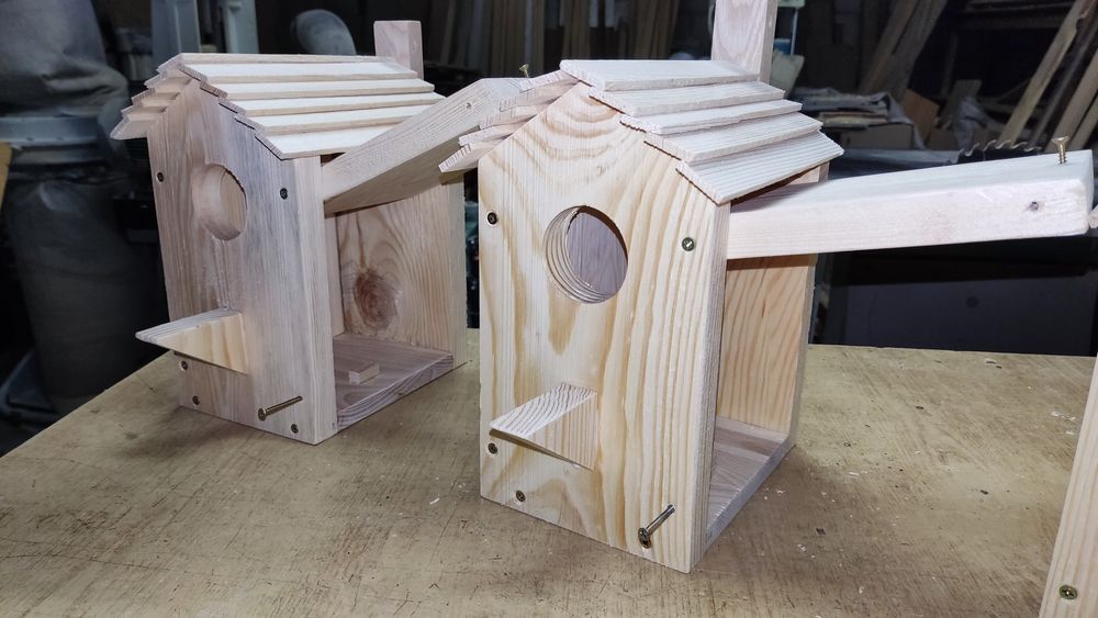 Шпаківня дерев'яна