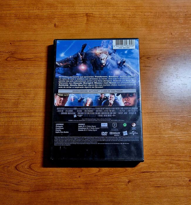 BATTLESHIP - Batalha Naval (Liam Neeson/Rihanna/Alexander Skarsgard)