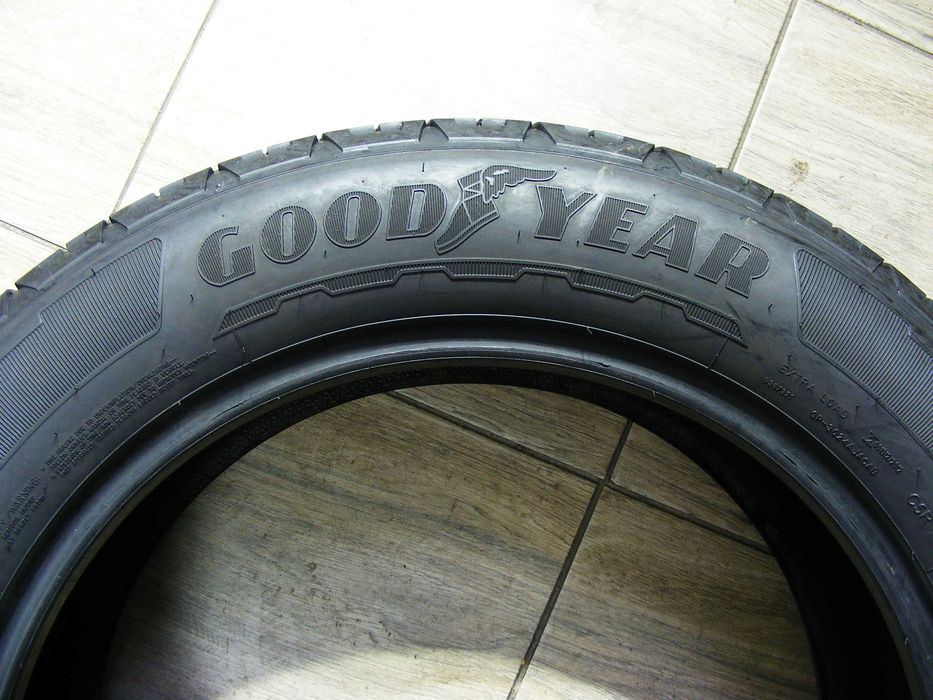 Всесезонна гума 255/55/20 -2 шт.Good Year Wrangler Territory HT .