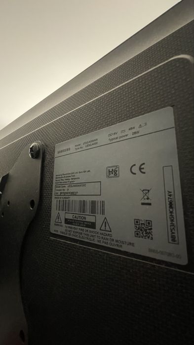 Tv Samsung UE32J4000AW