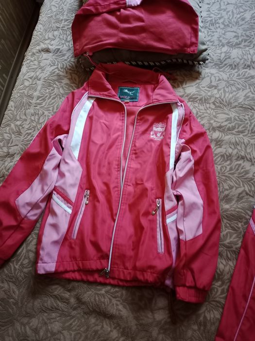 Спортивний костюм на дівчинку