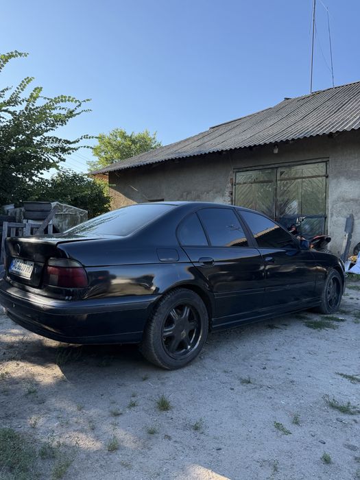 Бмв е39 M52B28 автомат !!!БЕЗ ТОРГУ!!!