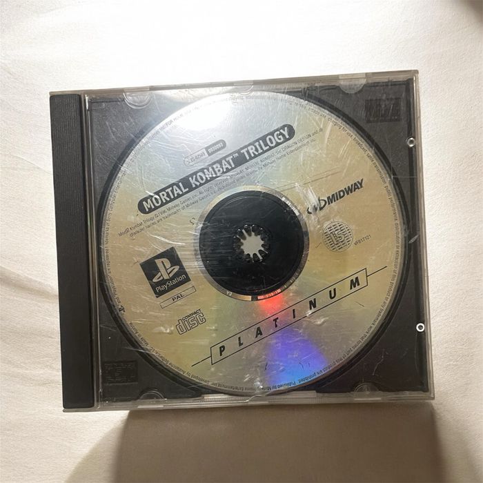 Consola SONY PS One (PlayStation 1) + 2 Jogos (A Funcionar)