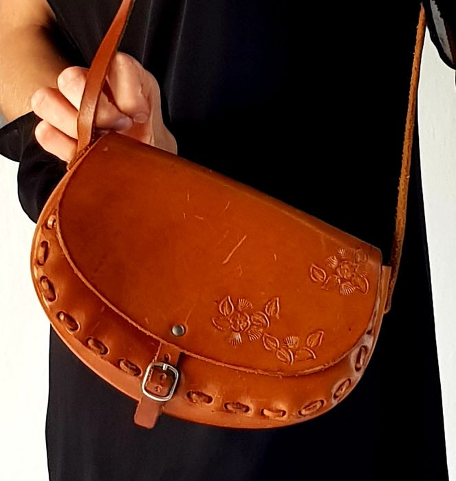 Продам шкіряну сумку , клатч