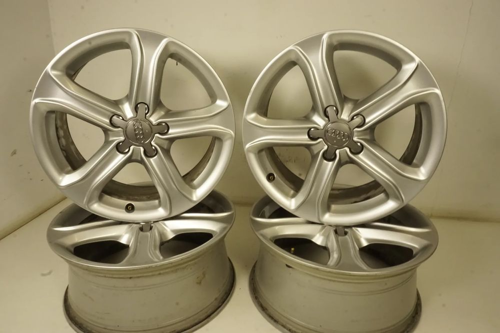Felgi aluminiowe 17 Audi A3 A4 A5 A6 A7 A8  Q3 Q5 ET45 Oryginał