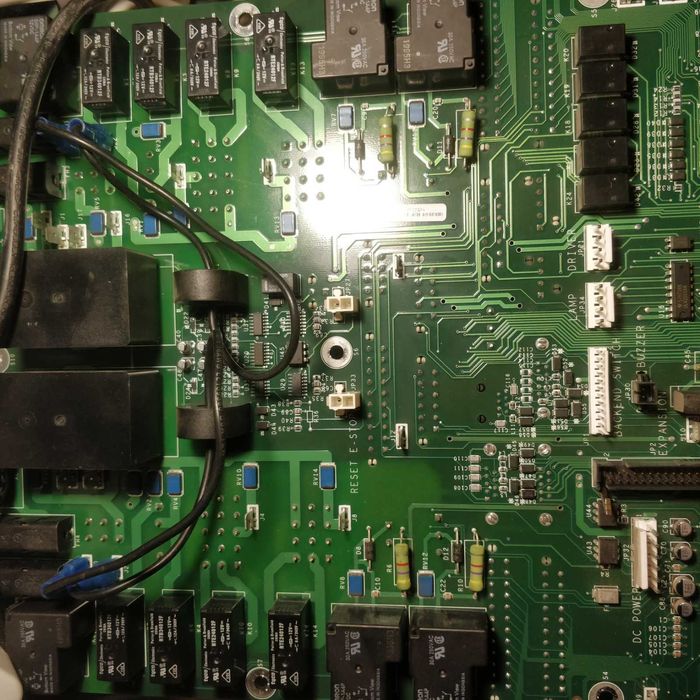 Ремонт Электроники бытовой и промышленной техники.