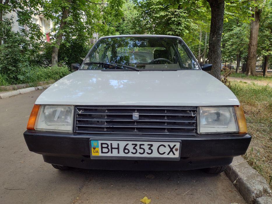 Таврия ЗАЗ 1102 на ходу