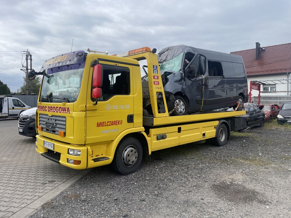 Pomoc drogowa 24h holowanie laweta transport maszyn rolniczych parking