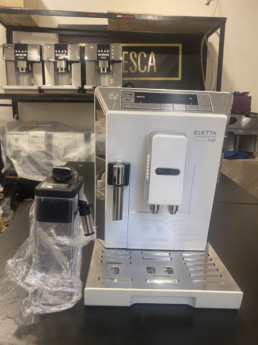 Продам кофемашину Caeco