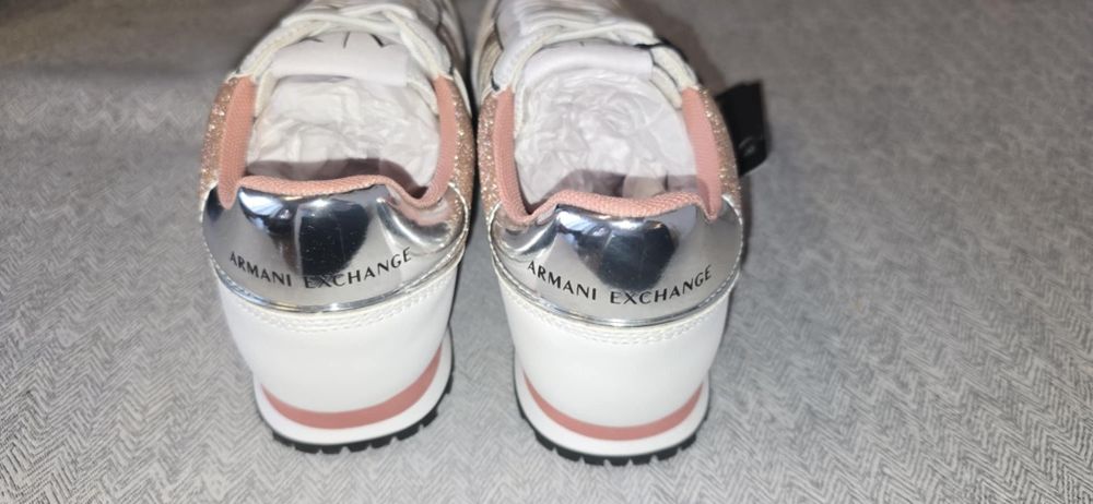 Nowe orginalne ubrania